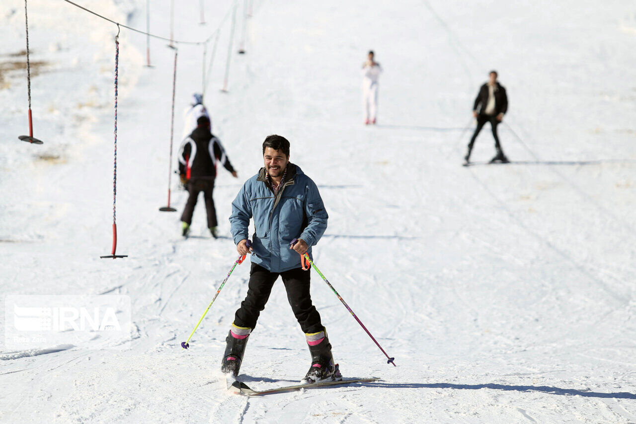 پیست اسکی کاکان آماده میزبانی از گردشگران و رقابت‌های ملی است